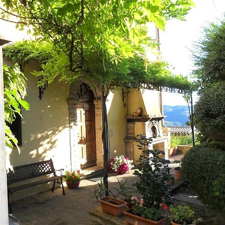 La Cinci Allegra Valfabbrica Bagian luar foto